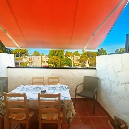 In Costa Del Silencio Chaparral